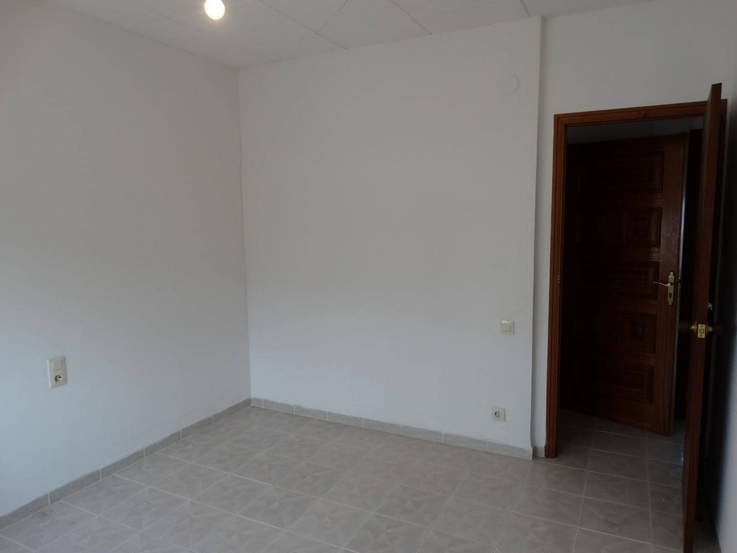 4 chambre Villa/Maison Semi-Mitoyenne à vendre à Alcanar avec piscine garage - 189 000 € (Ref: 9431161)