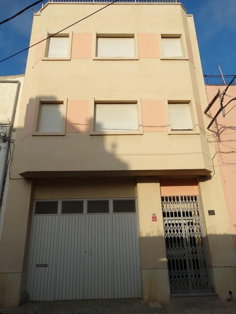 4 bedroom Townhouse for sale in Amposta with garage - € 117,000 (Ref: 9482171)