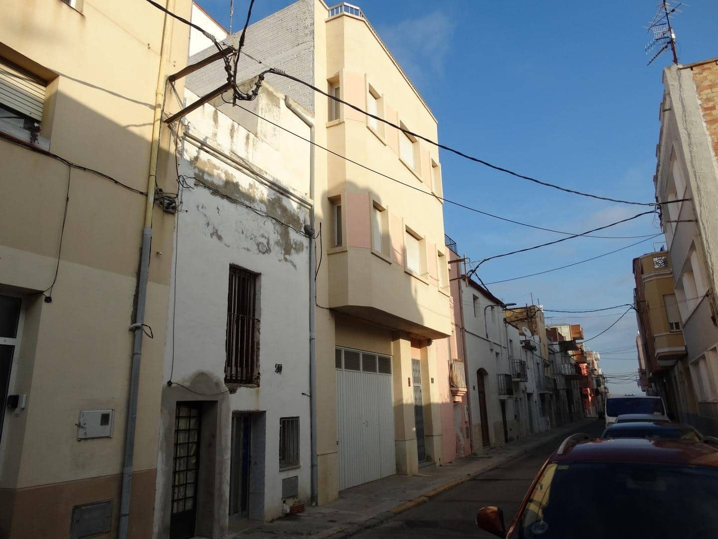 4 bedroom Townhouse for sale in Amposta with garage - € 117,000 (Ref: 9482171)