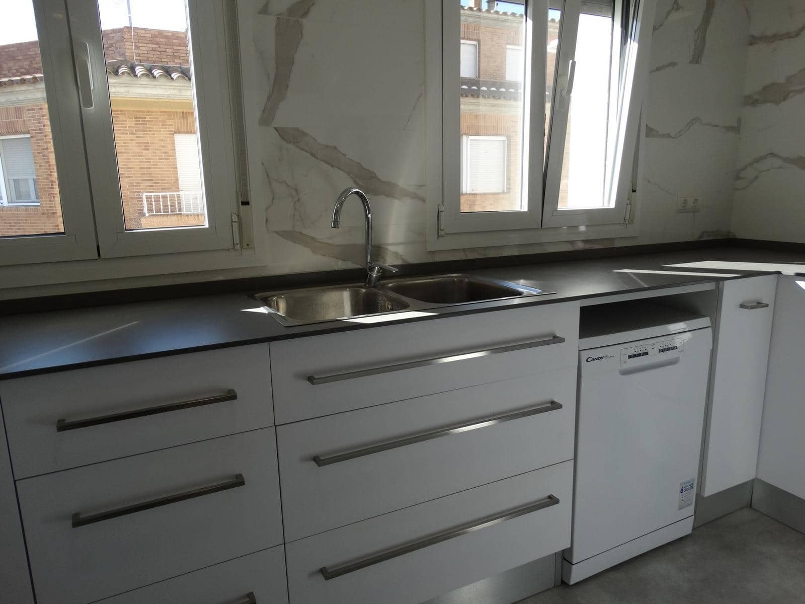 2 slaapkamer Huis te koop in Amposta met garage - € 170.000 (Ref: 9565392)