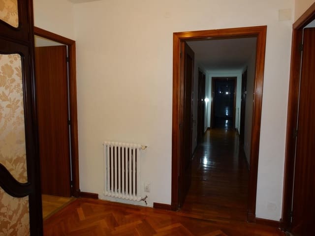 6 chambre Penthouse à vendre à Tortosa - 198 000 € (Ref: 9645179)