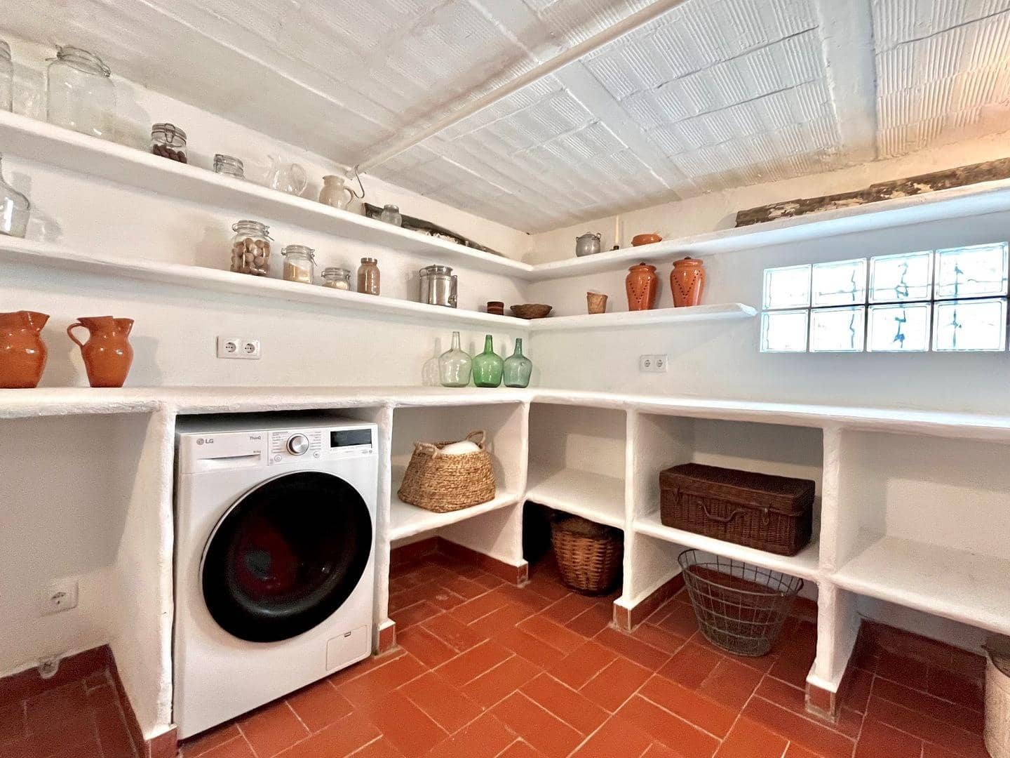 2 bedroom Finca/Country House for sale in Godall with garage - € 230,000 (Ref: 9712131)