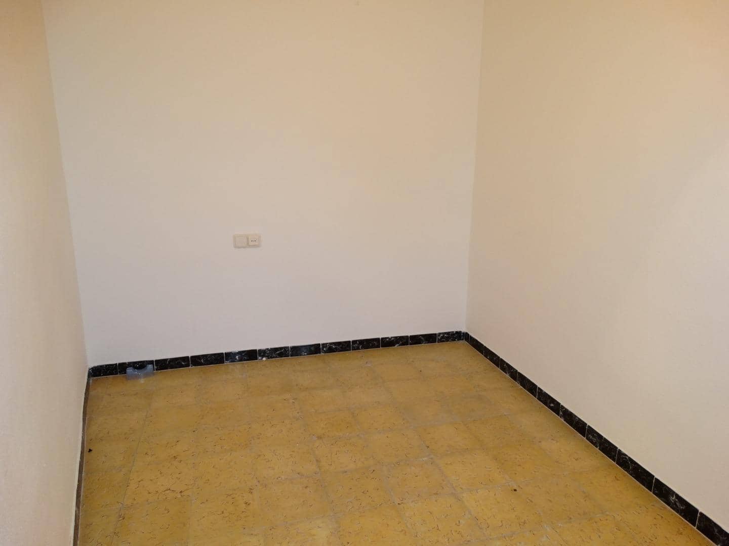 4 bedroom Business for sale in Sant Jaume d'Enveja - € 74,000 (Ref: 9720126)