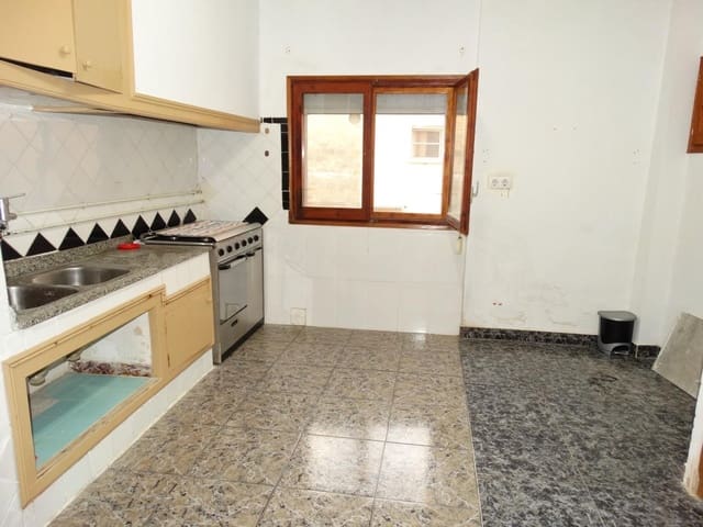 4 bedroom Business for sale in Sant Jaume d'Enveja - € 74,000 (Ref: 9720126)