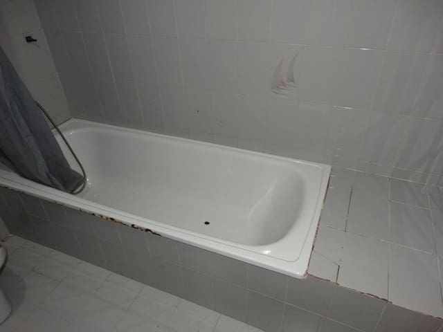 3 bedroom Flat for sale in Amposta - € 79,000 (Ref: 9812273)
