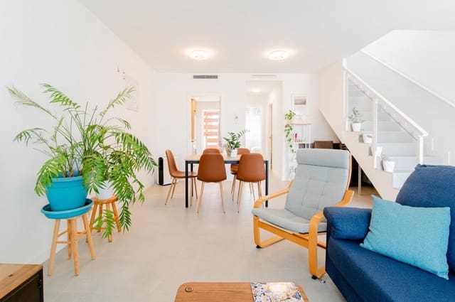 3 soveværelse Rækkehus til salg i Vinaròs med swimmingpool - € 490.000 (Ref: 9871929)