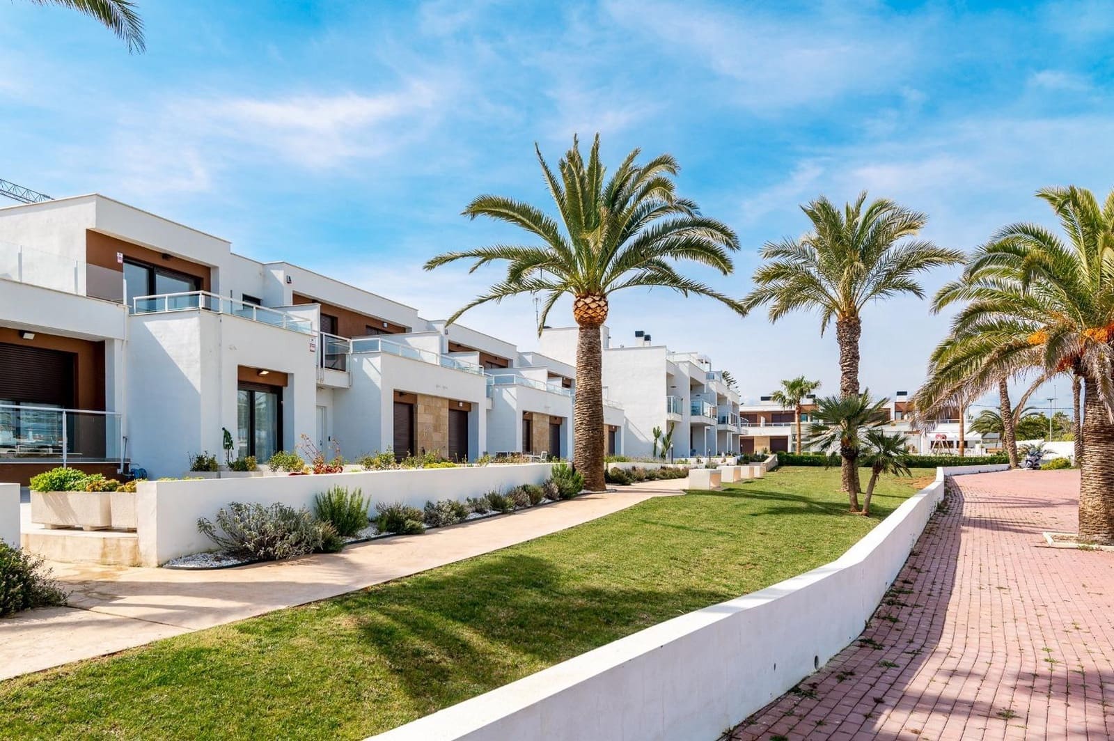 3 bedroom Terraced Villa for sale in Vinaros with pool - € 490,000 (Ref: 9871929)