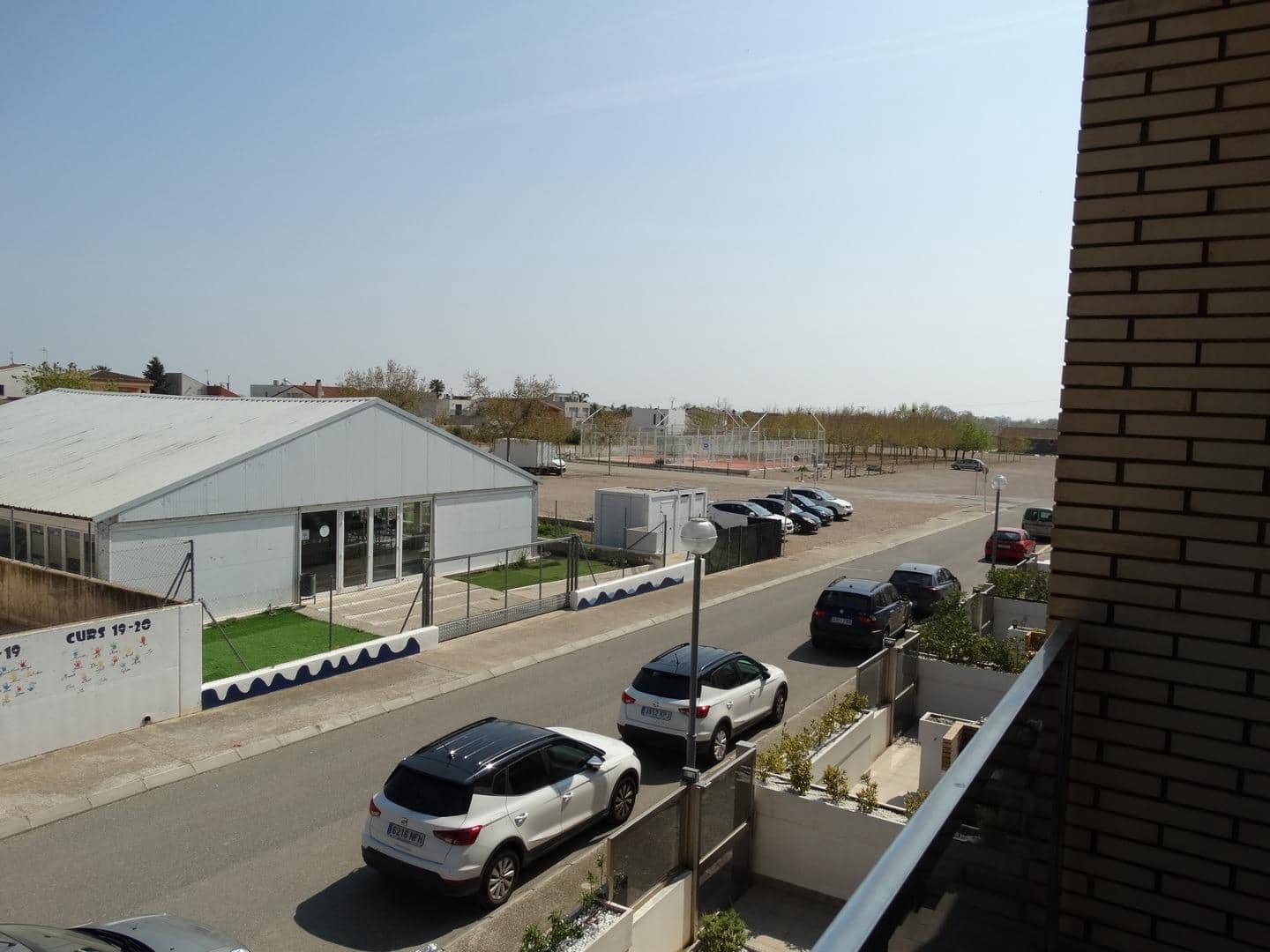 4 slaapkamer Rijtjeshuis te koop in L'Aldea met garage - € 260.000 (Ref: 9975567)