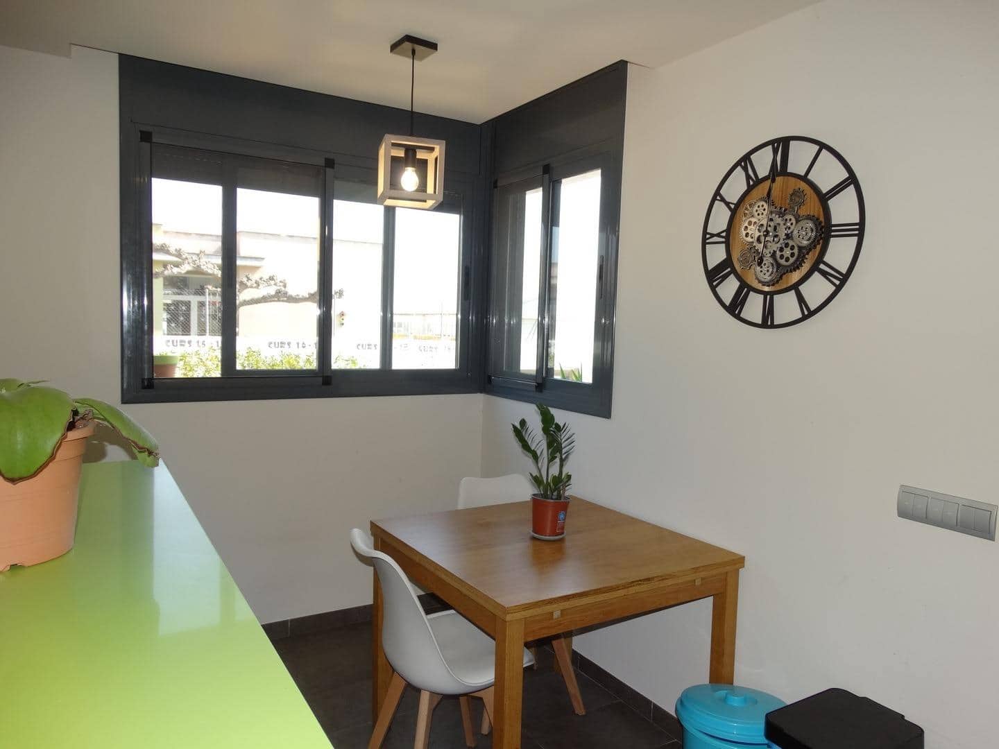 4 slaapkamer Rijtjeshuis te koop in L'Aldea met garage - € 260.000 (Ref: 9975567)
