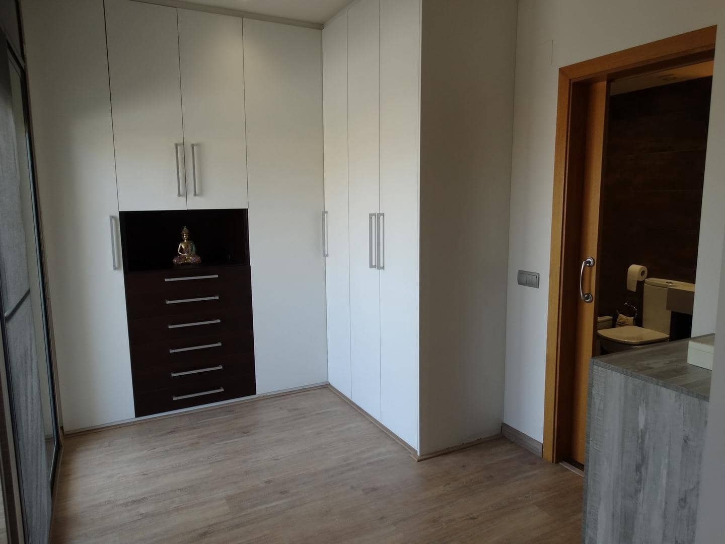 4 slaapkamer Rijtjeshuis te koop in L'Aldea met garage - € 260.000 (Ref: 9975567)