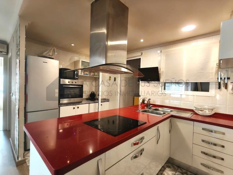 4 slaapkamer Flat te koop in Sax - € 137.000 (Ref: 10005272)