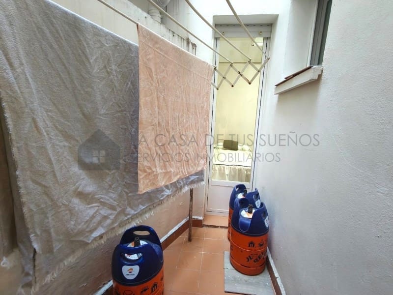 4 slaapkamer Flat te koop in Sax - € 137.000 (Ref: 10005272)