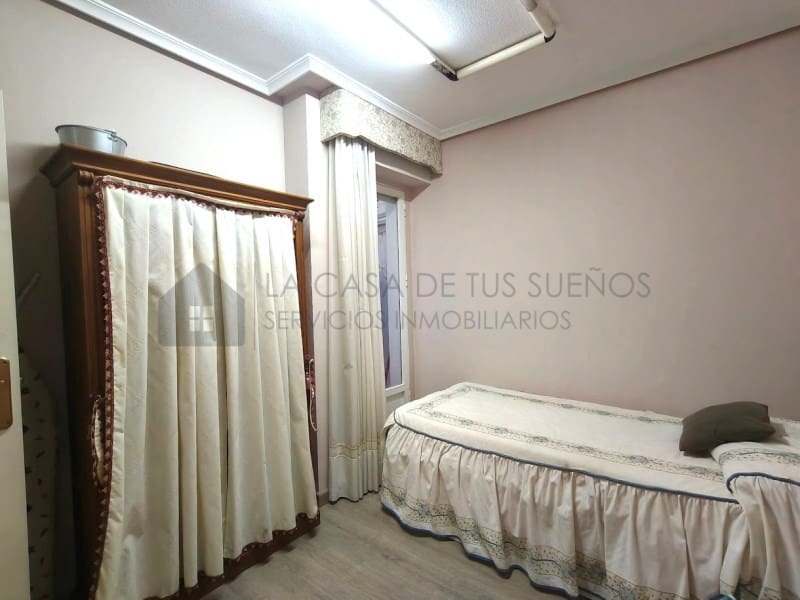 4 slaapkamer Flat te koop in Sax - € 137.000 (Ref: 10005272)