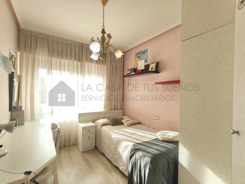 4 slaapkamer Flat te koop in Sax - € 137.000 (Ref: 10005272)