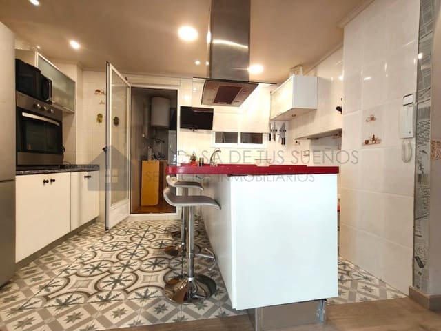 4 slaapkamer Flat te koop in Sax - € 137.000 (Ref: 10005272)