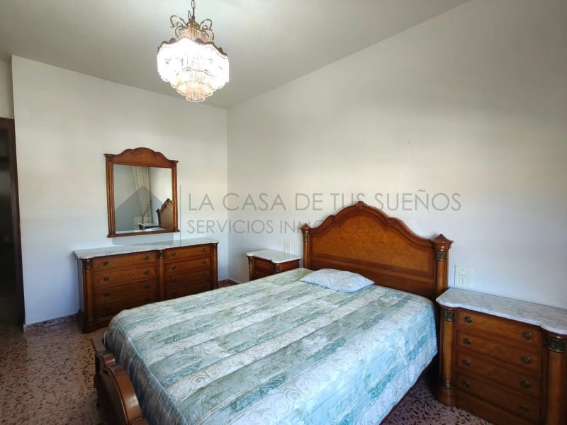 4 bedroom Flat for sale in Sax - € 91,700 (Ref: 10005273)