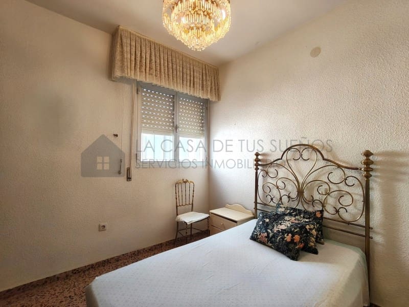 4 bedroom Flat for sale in Sax - € 91,700 (Ref: 10005273)