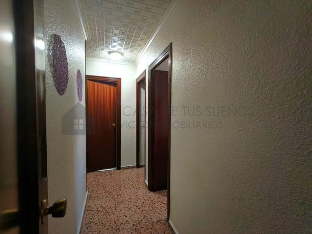 4 bedroom Flat for sale in Sax - € 91,700 (Ref: 10005273)