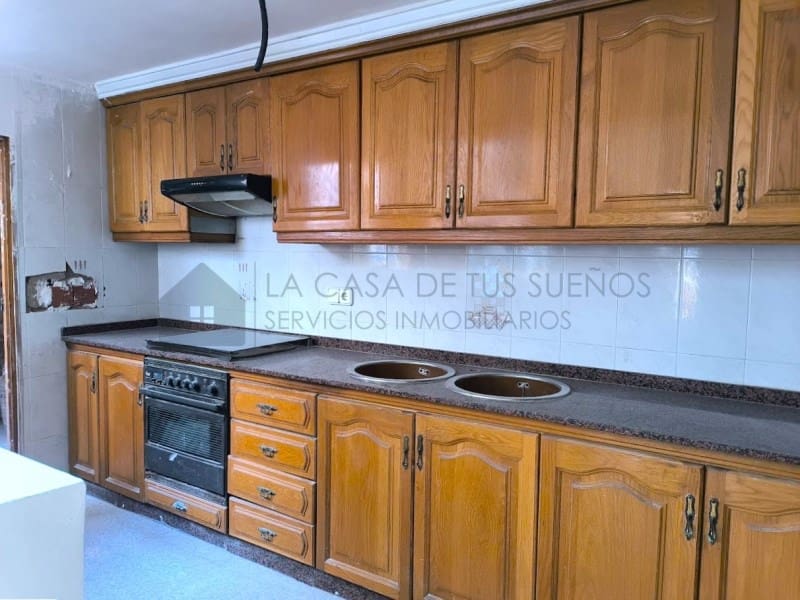 3 Zimmer Haus zu verkaufen in Sax - 110.000 € (Ref: 10005274)