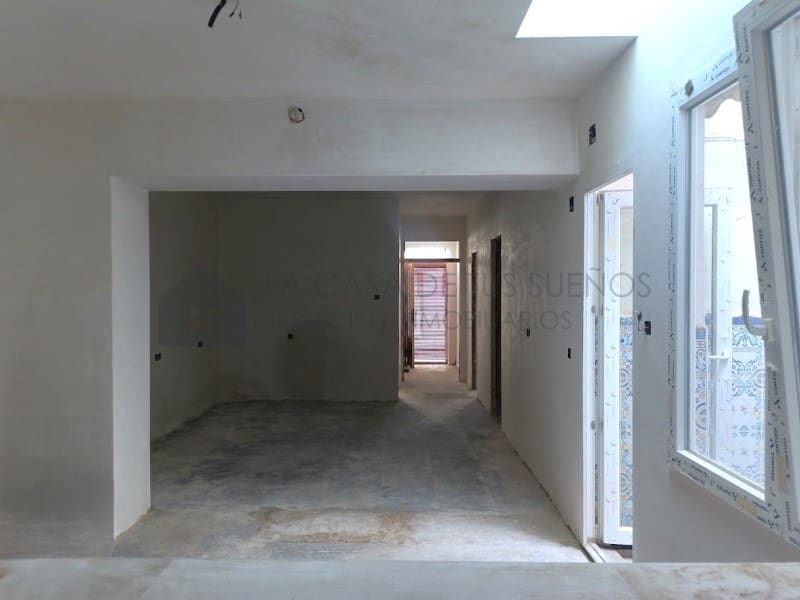 3 Zimmer Haus zu verkaufen in Sax - 110.000 € (Ref: 10005274)