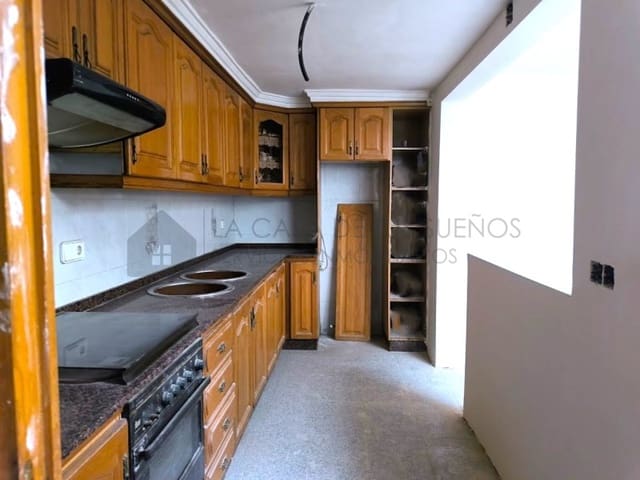 3 Zimmer Haus zu verkaufen in Sax - 110.000 € (Ref: 10005274)