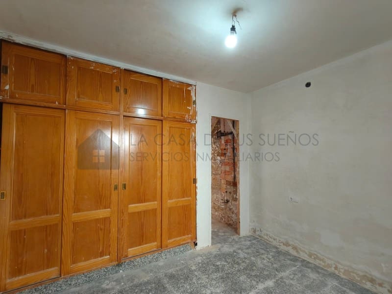 3 chambre Maison de Ville à vendre à Sax - 110 000 € (Ref: 10005274)