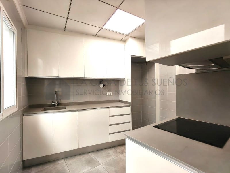 6 sypialnia Dom na sprzedaż w Sax - 195 000 € (Ref: 10005275)
