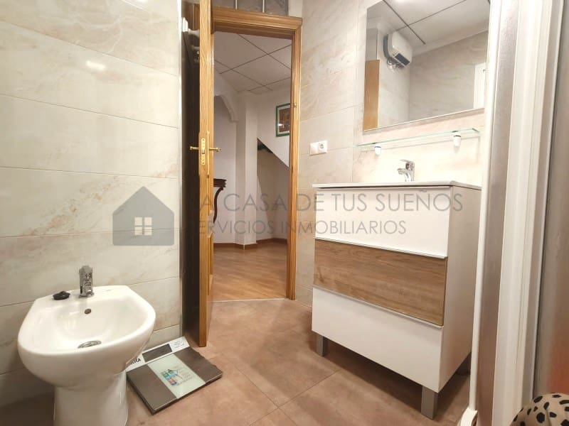 6 sypialnia Dom na sprzedaż w Sax - 195 000 € (Ref: 10005275)