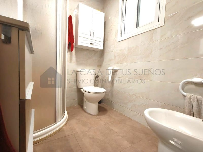 6 sypialnia Dom na sprzedaż w Sax - 195 000 € (Ref: 10005275)