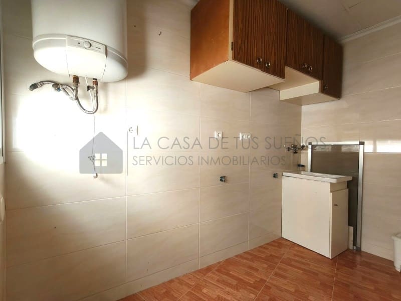6 sypialnia Dom na sprzedaż w Sax - 195 000 € (Ref: 10005275)