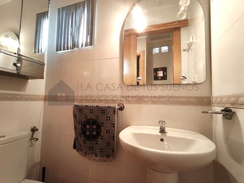 6 sypialnia Dom na sprzedaż w Sax - 195 000 € (Ref: 10005275)