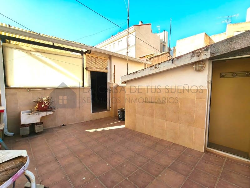 6 sypialnia Dom na sprzedaż w Sax - 195 000 € (Ref: 10005275)
