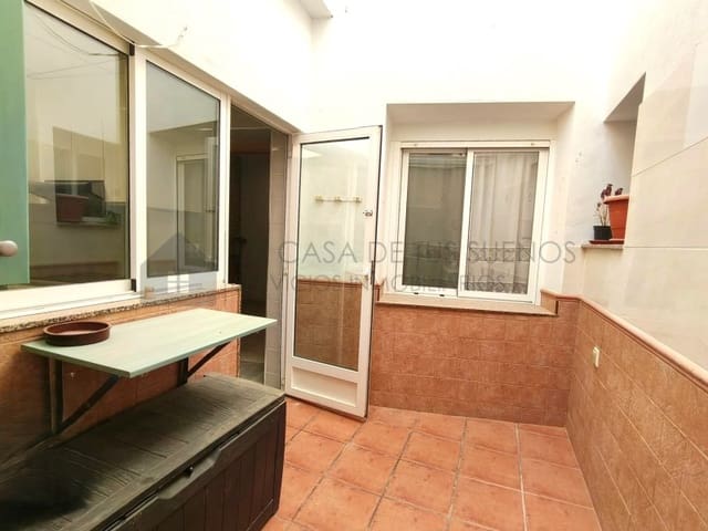 6 sypialnia Dom na sprzedaż w Sax - 195 000 € (Ref: 10005275)