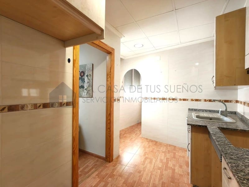 6 sypialnia Dom na sprzedaż w Sax - 195 000 € (Ref: 10005275)