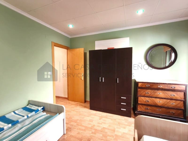 6 sypialnia Dom na sprzedaż w Sax - 195 000 € (Ref: 10005275)