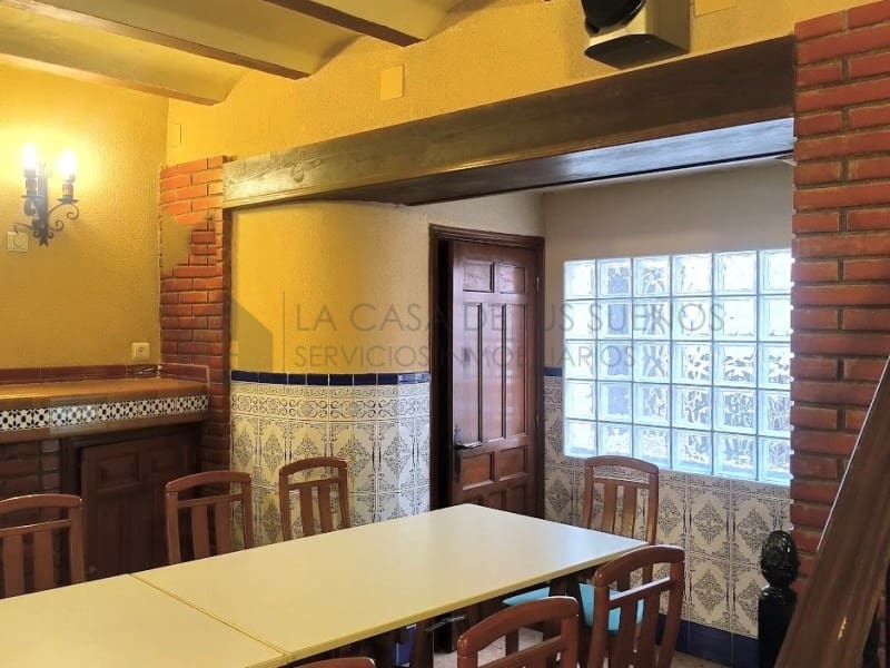 3 soverom Hus til salgs i Sax - € 85 000 (Ref: 10022167)
