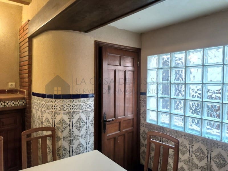 3 soverom Hus til salgs i Sax - € 85 000 (Ref: 10022167)