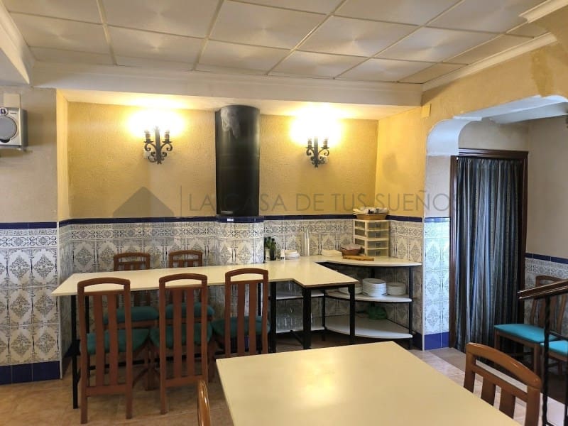 3 soverom Hus til salgs i Sax - € 85 000 (Ref: 10022167)