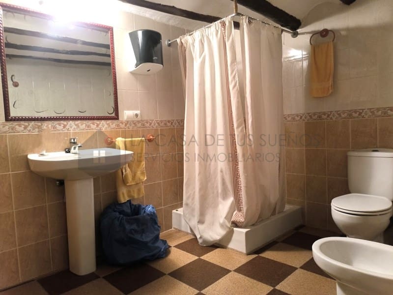 3 soverom Hus til salgs i Sax - € 85 000 (Ref: 10022167)