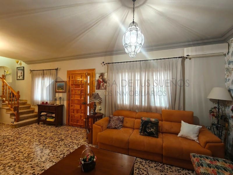 4 chambre Villa/Maison à vendre à Sax avec piscine garage - 415 000 € (Ref: 10075477)