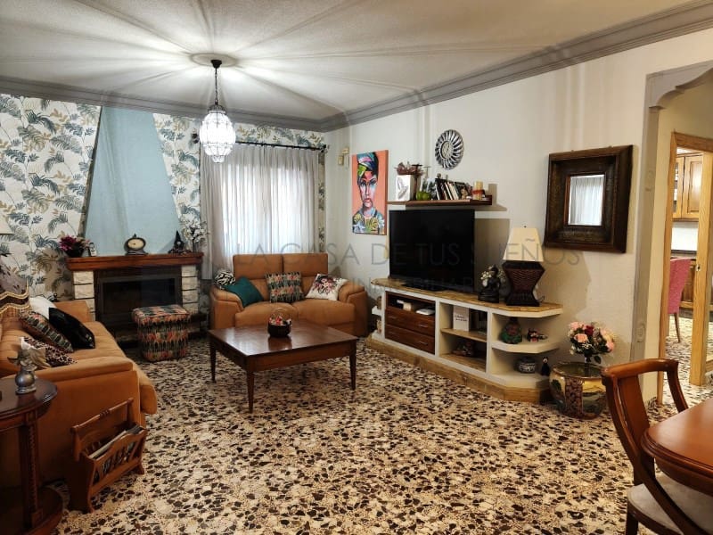 4 chambre Villa/Maison à vendre à Sax avec piscine garage - 415 000 € (Ref: 10075477)