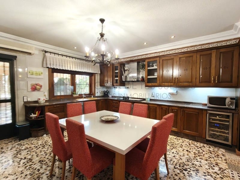 4 chambre Villa/Maison à vendre à Sax avec piscine garage - 415 000 € (Ref: 10075477)
