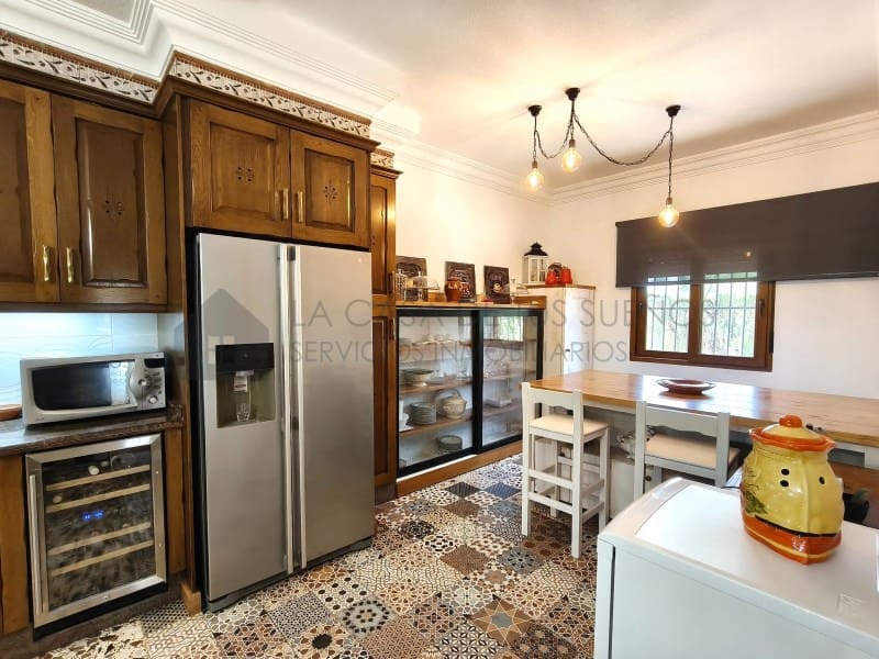 4 chambre Villa/Maison à vendre à Sax avec piscine garage - 415 000 € (Ref: 10075477)