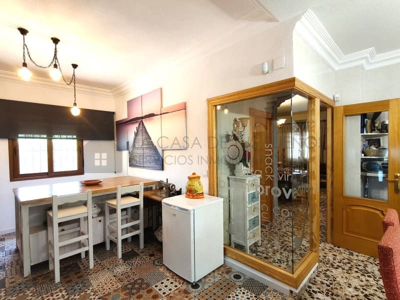 4 chambre Villa/Maison à vendre à Sax avec piscine garage - 415 000 € (Ref: 10075477)