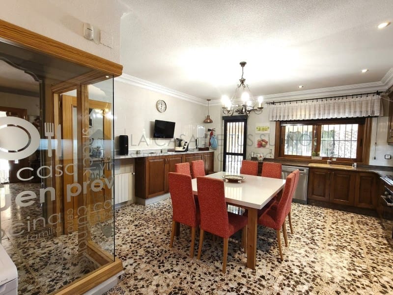 4 chambre Villa/Maison à vendre à Sax avec piscine garage - 415 000 € (Ref: 10075477)