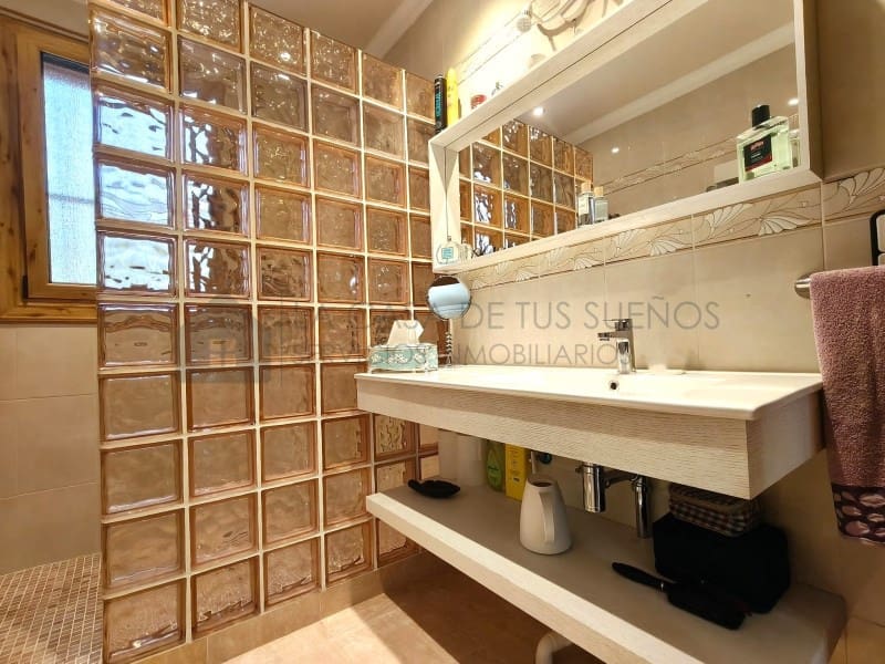 4 chambre Villa/Maison à vendre à Sax avec piscine garage - 415 000 € (Ref: 10075477)