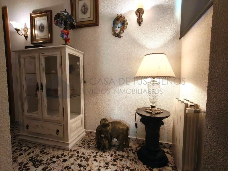 4 chambre Villa/Maison à vendre à Sax avec piscine garage - 415 000 € (Ref: 10075477)