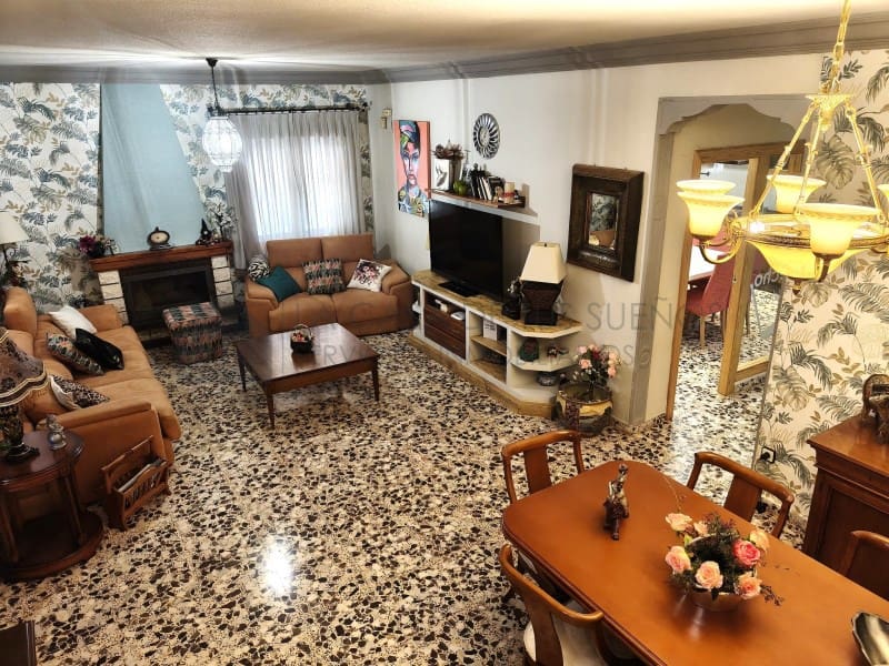 4 chambre Villa/Maison à vendre à Sax avec piscine garage - 415 000 € (Ref: 10075477)