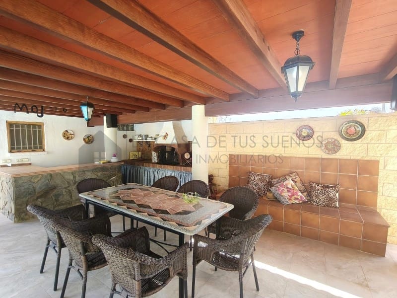 4 chambre Villa/Maison à vendre à Sax avec piscine garage - 415 000 € (Ref: 10075477)