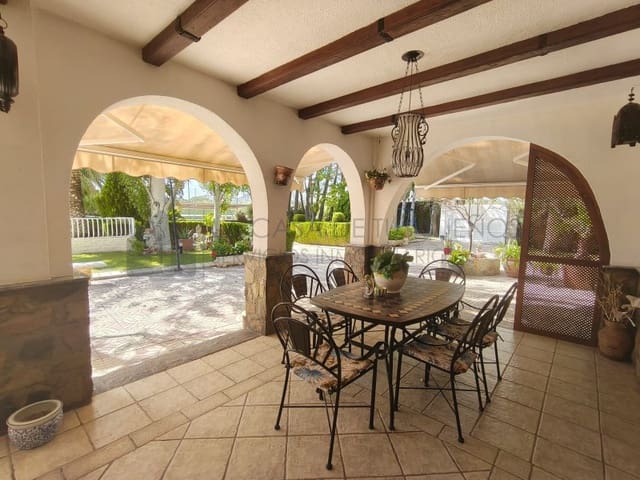 4 chambre Villa/Maison à vendre à Sax avec piscine garage - 415 000 € (Ref: 10075477)
